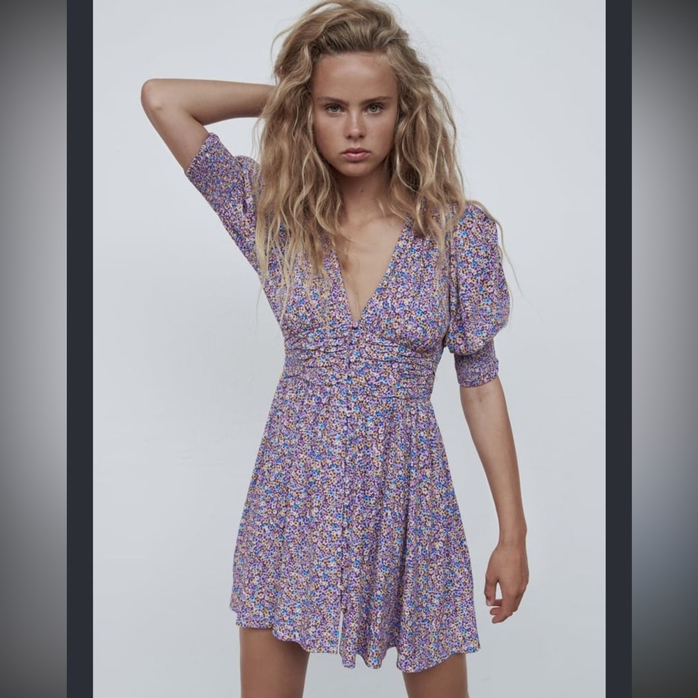 Zara floral mini dress in pretty purple.  Button front size small